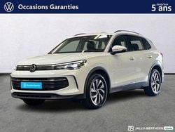 Blanc Utilisé 2024 VW Tiguan Life SUV | 33 980 € (Prix juste)