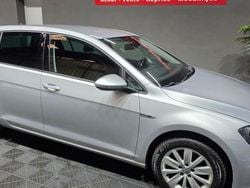 Gris Occasion 2015 VW Golf VII LOUNGE Berline | 11 990 € (Bon prix)