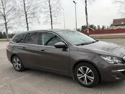 Gris Utilisé 2014 Peugeot 308 Sportium Berline | 3 500 €