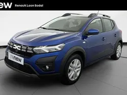 Bleu Utilisé 2024 Dacia Sandero Expression Citadine | 17 990 € (Prix assez cher)