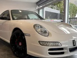 Blanc Utilisé 2007 Porsche 911 Carrera 4S Coupé | 59 500 € (Prix assez cher)