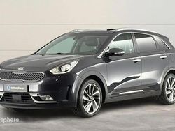 Gris Utilisé 2017 Kia Niro Premium SUV | 18 299 € (Prix juste)