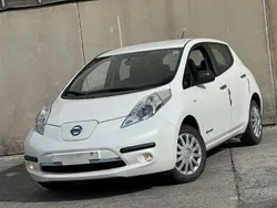 Blanc Utilisé 2015 Nissan Leaf Tekna Citadine | 4 950 €