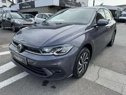 Gris Utilisé 2025 VW Polo Life Berline | 21 990 € (Prix juste)