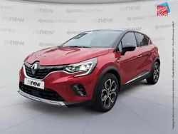 Rouge flamme/noir etoilé Utilisé 2023 Renault Captur Techno SUV | 22 499 € (Prix juste)
