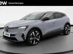 Gris Utilisé 2023 Renault Mégane Techno Berline | 29 900 € (Prix juste)
