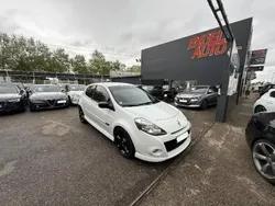 Utilisé 2011 Renault Clio II GT Berline | 8 990 € (Prix assez cher)