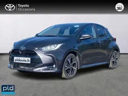 Gris Utilisé 2024 Toyota Yaris Hybrid Design | 23 990 € (Prix juste)