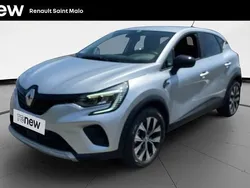 Gris Utilisé 2023 Renault Captur Evolution SUV | 18 890 € (Prix juste)