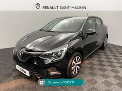 Utilisé 2023 Renault Clio V Equilibre Citadine | 16 990 € (Prix juste)