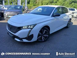 Blanc Utilisé 2022 Peugeot 308 Allure Berline | 16 690 €