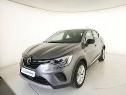 Gris Utilisé 2022 Renault Captur Business SUV | 14 998 € (Bon prix)