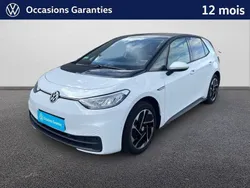 Blanc glacier noir uni Utilisé 2022 VW ID.3 Active Citadine | 26 900 € (Prix juste)