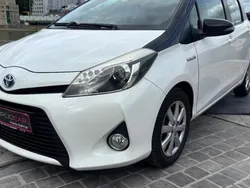 Utilisé 2012 Toyota Yaris Hybrid Citadine | 10 590 €
