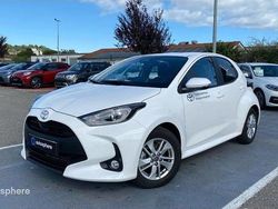 Blanc Utilisé 2025 Toyota Yaris Hybrid Business Edition Berline | 21 990 € (Prix juste)