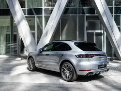 Gris Utilisé 2019 Porsche Macan Turbo SUV | 74 990 € (Prix assez cher)