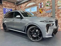 Gris Utilisé 2024 BMW X7 M Sport SUV | 98 430 € (Prix juste)