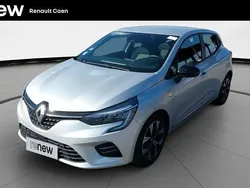 Gris Utilisé 2022 Renault Clio V LIMITED Citadine | 14 990 € (Prix juste)
