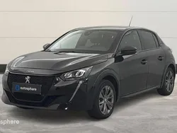 Noir Utilisé 2022 Peugeot e-208 Style Citadine | 15 499 € (Prix juste)