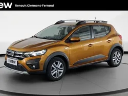 Orange Utilisé 2021 Dacia Sandero Comfort Citadine | 13 990 € (Prix juste)