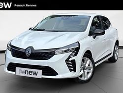 Blanc Occasion 2024 Renault Clio V Evolution Citadine | 17 590 € (Prix juste)
