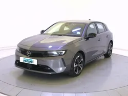 Gris Utilisé 2024 Opel Astra Berline | 24 990 € (Prix juste)
