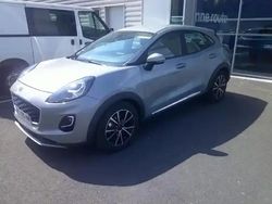 Gris solar Utilisé 2021 Ford Puma Gen-E Titanium SUV | 16 901 € (Prix assez cher)