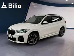 Blanc Utilisé 2021 BMW X1 Sport Line SUV | 31 899 € (Prix juste)