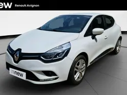 Blanc Utilisé 2019 Renault Clio GrandTour Business Break | 12 499 € (Prix juste)