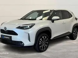 Blanc Utilisé 2022 Toyota Yaris Cross Design SUV | 23 299 € (Prix juste)