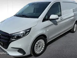 Gris Utilisé 2024 Mercedes Vito Monospace | 48 990 € (Bon prix)