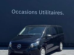 Noir Occasion 2023 Mercedes Vito Van | 47 599 € (Prix assez cher)