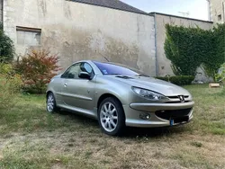 Utilisé 2005 Peugeot 206 CC Roland Garros Cabriolet | 4 700 € (Prix juste)
