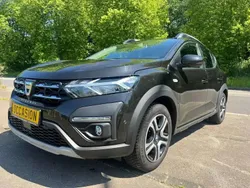 Noir Utilisé 2022 Dacia Sandero Stepway Citadine | 12 990 € (Prix juste)