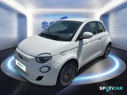 Blanc Utilisé 2022 Fiat 500e Action Berline | 14 990 € (Prix juste)