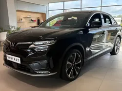 Noir Nouvelle 2024 VinFast VF 8 Plus SUV | 51 490 €