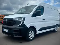 Blanc Nouvelle 2025 Renault Master Van | 47 890 €
