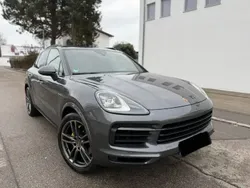 Gris Utilisé 2021 Porsche Cayenne Turbo SUV | 68 990 €