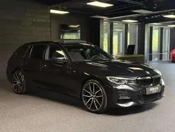 Noir Utilisé 2022 BMW 320 M Sport Break | 36 990 € (Prix juste)