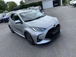 Utilisé 2023 Toyota Yaris Hybrid Design Berline | 20 900 € (Prix juste)