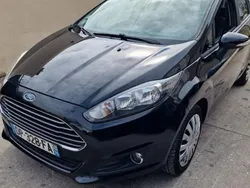 Noir Utilisé 2015 Ford Fiesta Citadine | 6 950 € (Prix juste)
