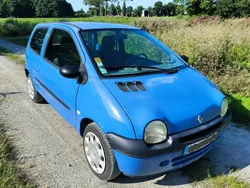 Bleu Utilisé 2005 Renault Twingo Authentique Citadine | 2 800 € (Prix cher)