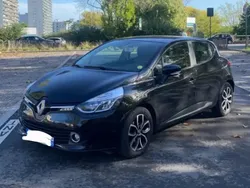 Noir Utilisé 2013 Renault Clio IV Zen Berline | 7 900 € (Prix juste)