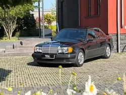 Noir Utilisé 1992 Mercedes E500 Berline | 54 000 €