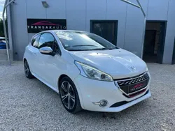 Blanc Utilisé 2013 Peugeot 208 GTi Citadine | 8 990 € (Bon prix)