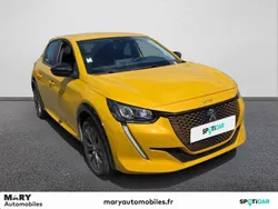 Jaune Utilisé 2022 Peugeot e-208 Style Citadine | 17 990 € (Prix juste)
