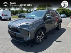 Gris Utilisé 2023 Toyota Yaris Hybrid Design | 23 480 € (Prix juste)