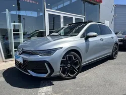 Utilisé 2025 VW Golf VIII R-line | 38 900 € (Prix cher)