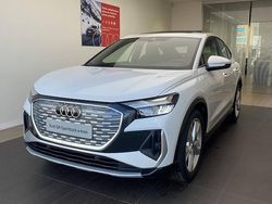 Blanc glacier métallisé Utilisé 2022 Audi Q4 Sportback e-tron S-Line SUV | 31 900 € (Super prix)