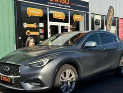 Gris Utilisé 2016 Infiniti Q30 Business Citadine | 13 990 €